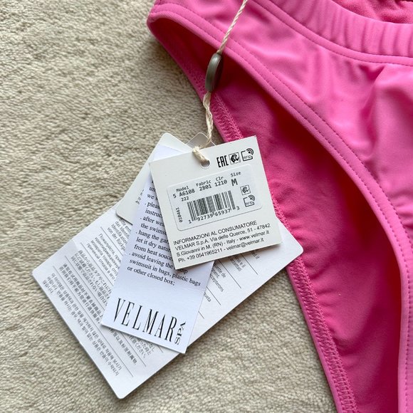 Made in ITALY Authentic MOSCHINO Men's BARBIECORE Logo SWIMSUIT Size M - Picture 8 of 11